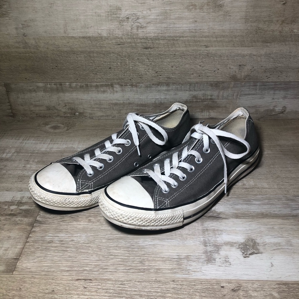 Men’s Low Top Converse